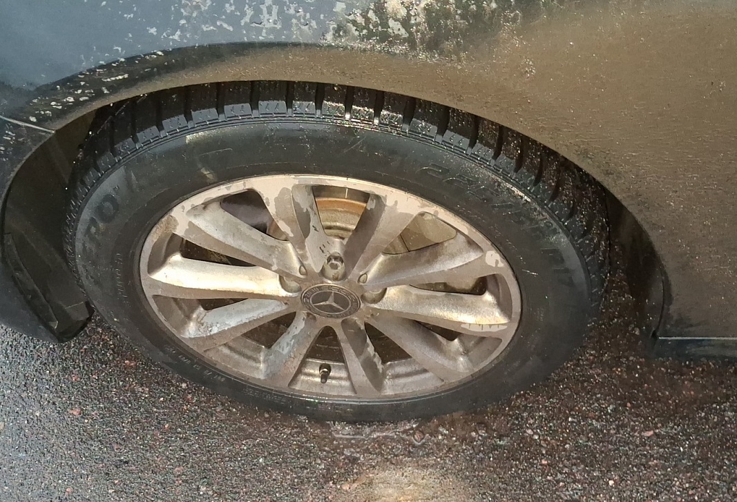 Mercedes-Benz E 220 D 4MATIC