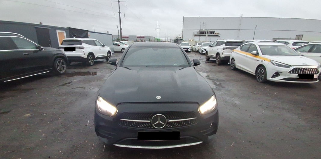 Mercedes-Benz E 220 D 4MATIC