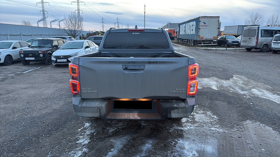 Isuzu D-MAX