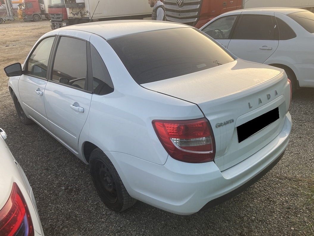 Lada Granta 219040