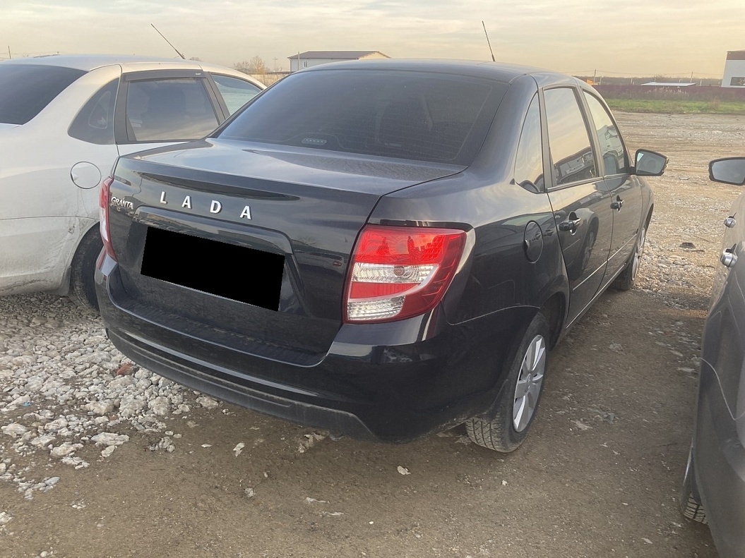 Lada Granta 219040