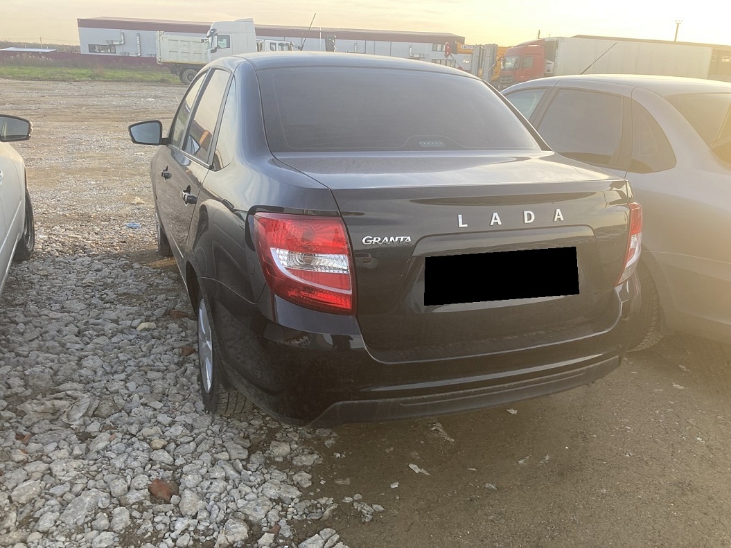 Lada Granta 219040