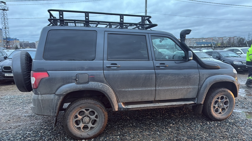 Uaz Patriot 3163