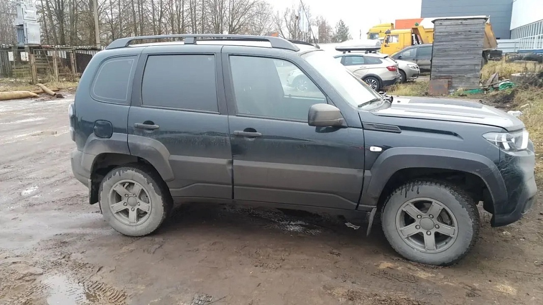 Lada Niva Travel 212300-80