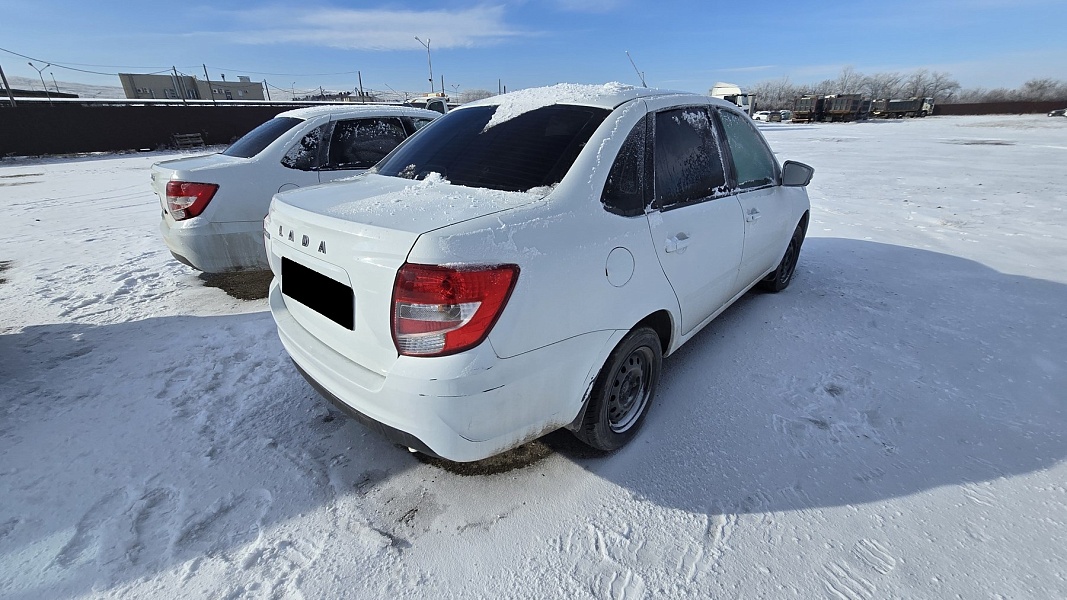 Lada Granta 219040