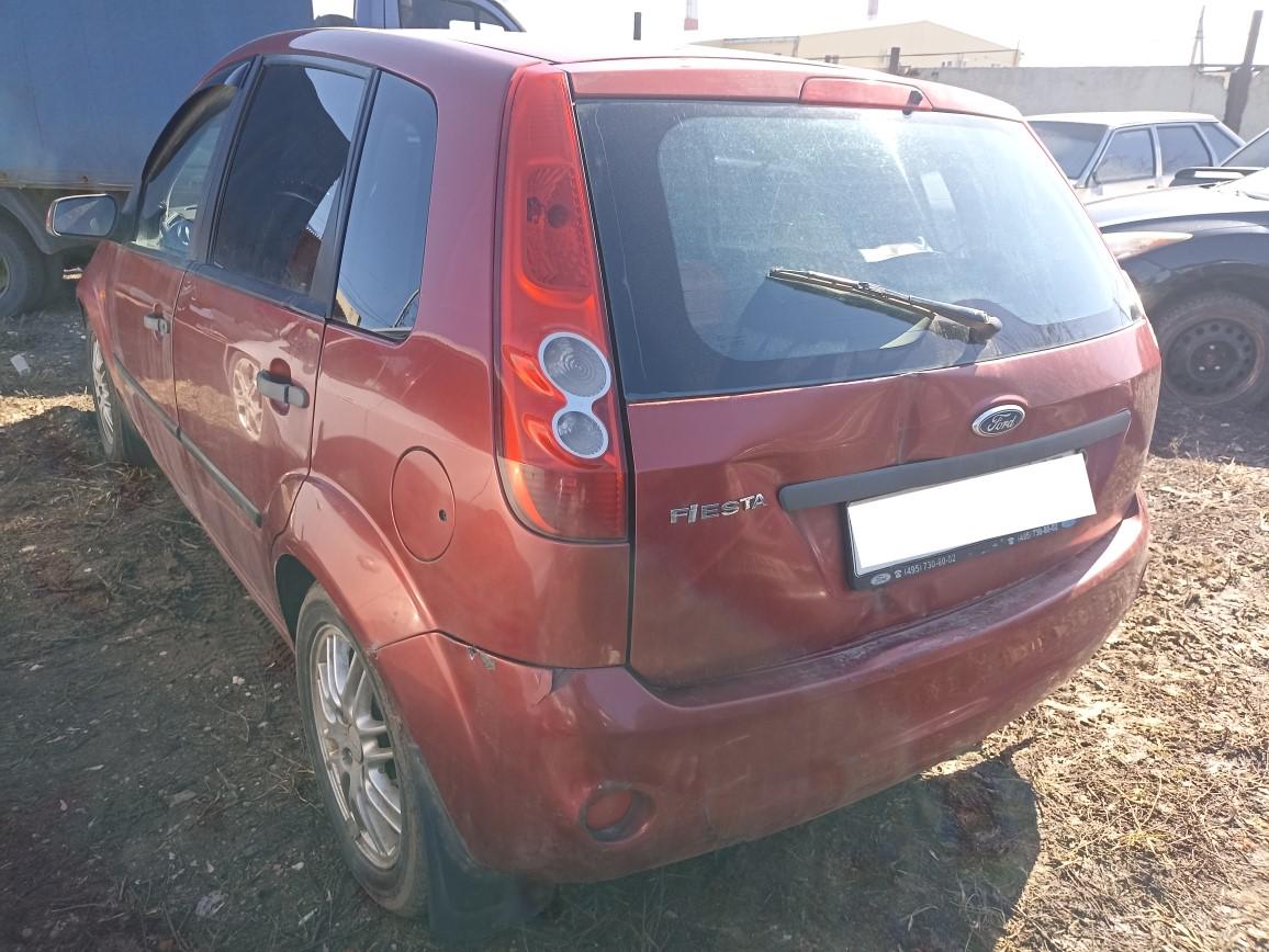 Ford Fiesta - фото 2