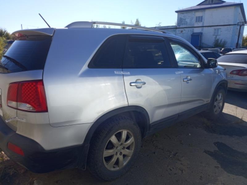 Kia Sorento - фото 4