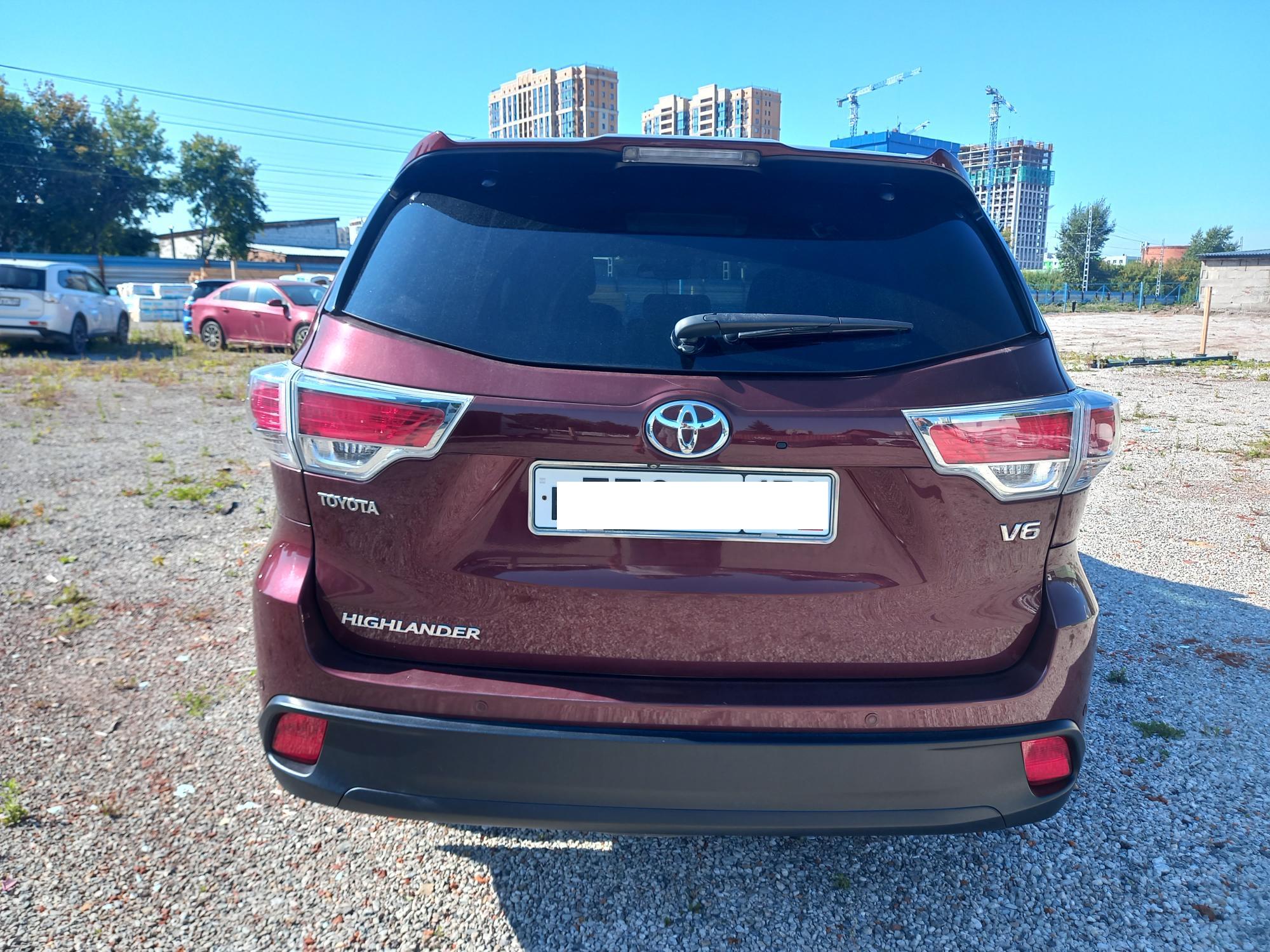 Toyota Highlander - фото 4