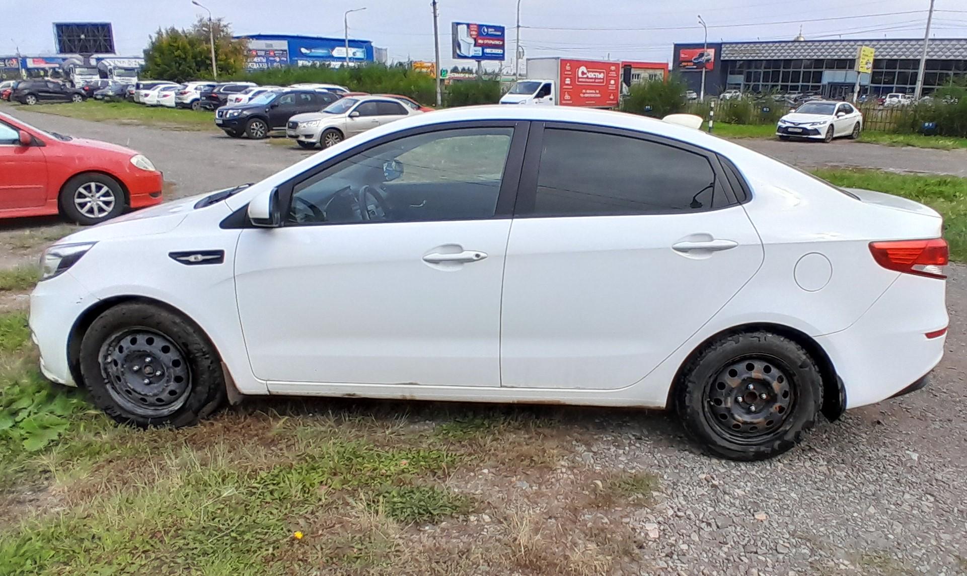Kia Rio - фото 5