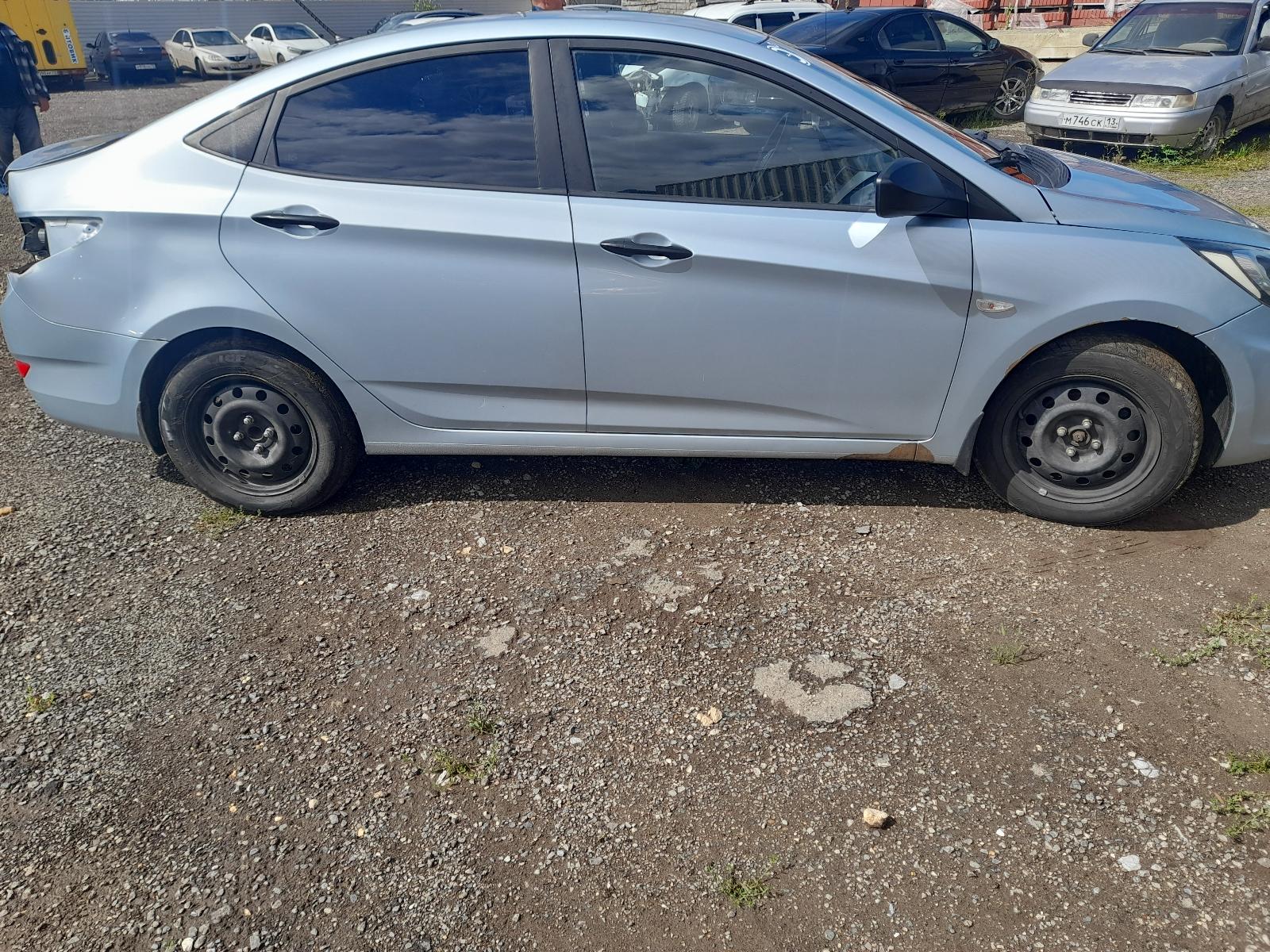 Hyundai Solaris - фото 3