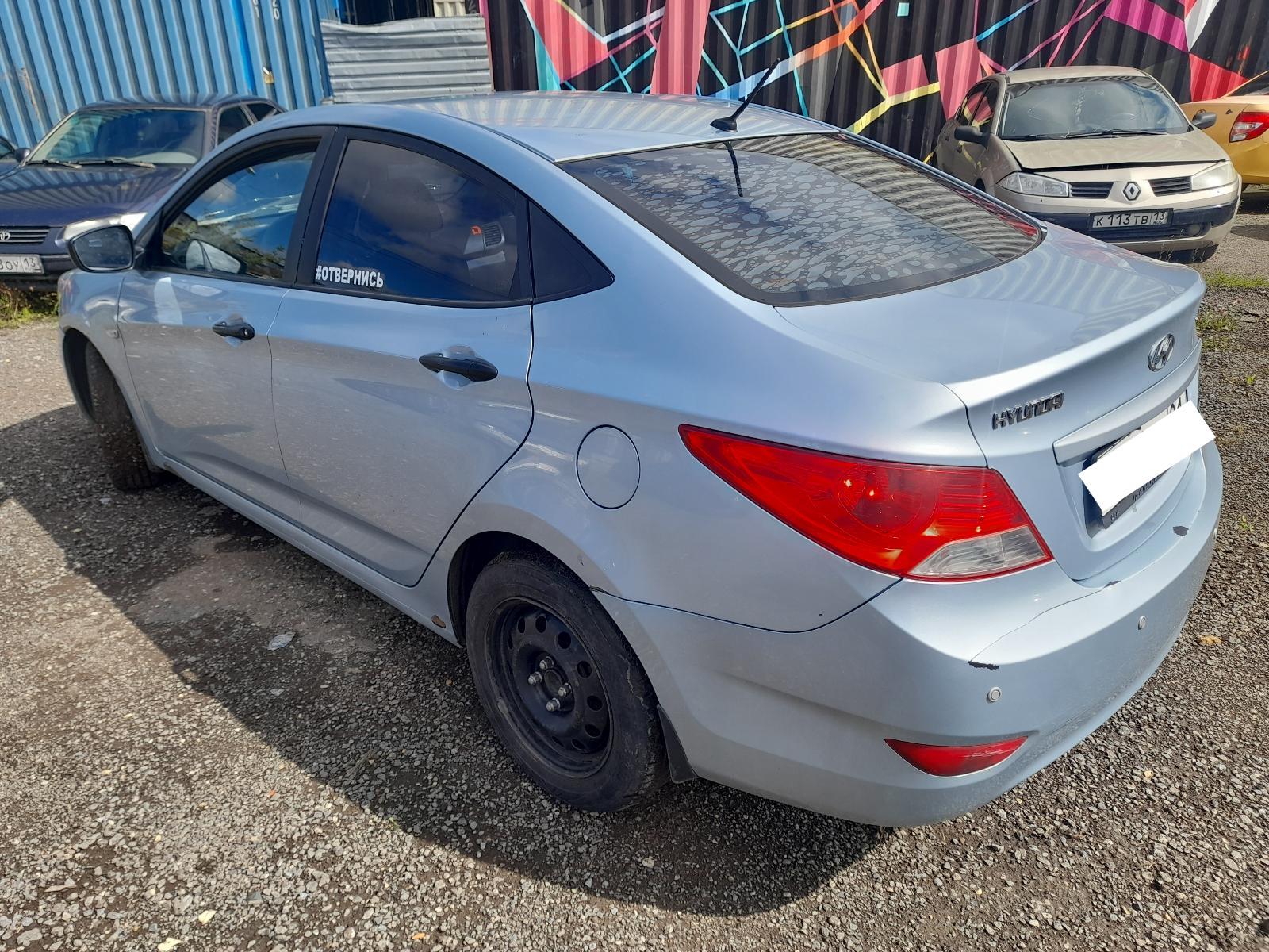 Hyundai Solaris - фото 4