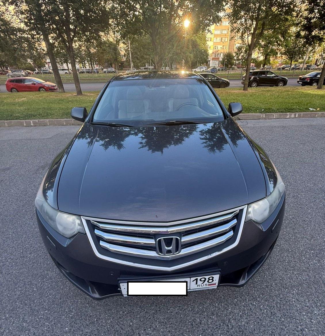 Honda Accord - фото 1