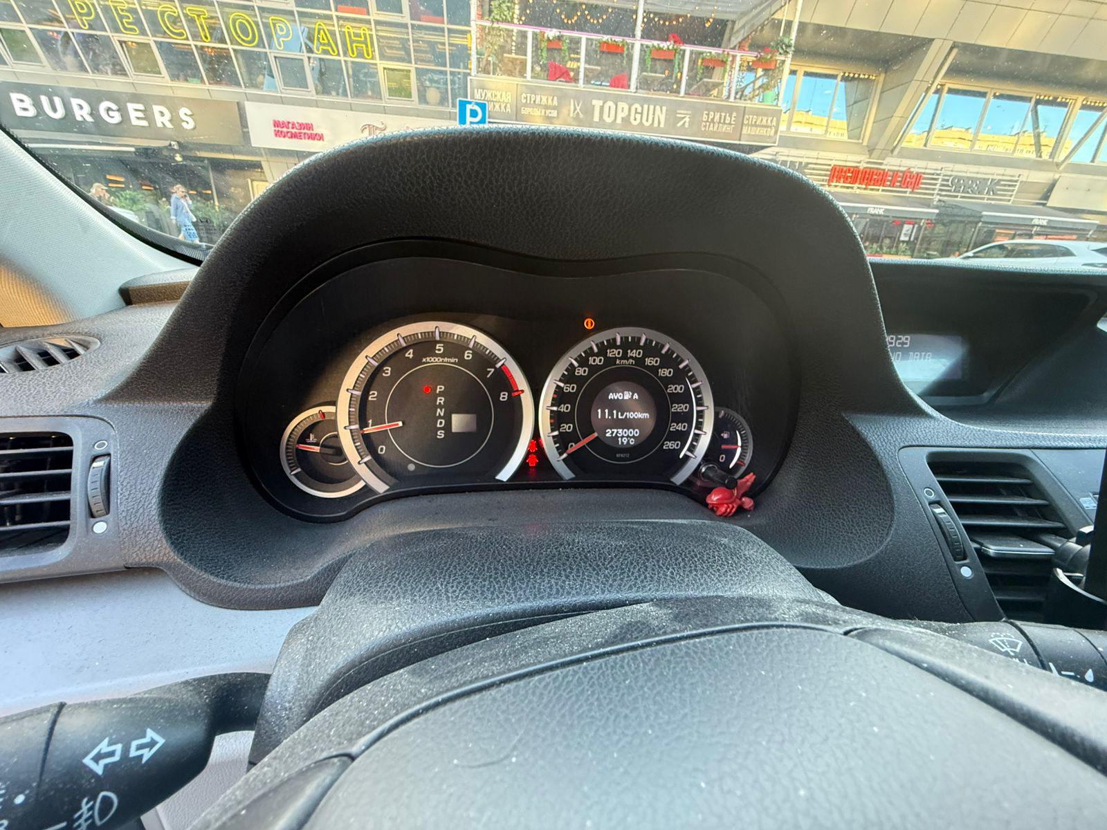 Honda Accord - фото 6