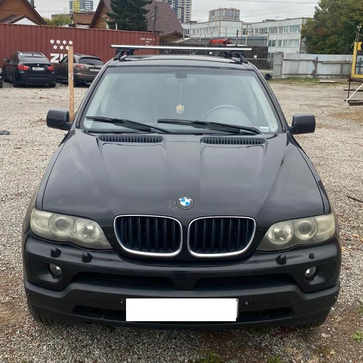 Bmw X5 - фото 1