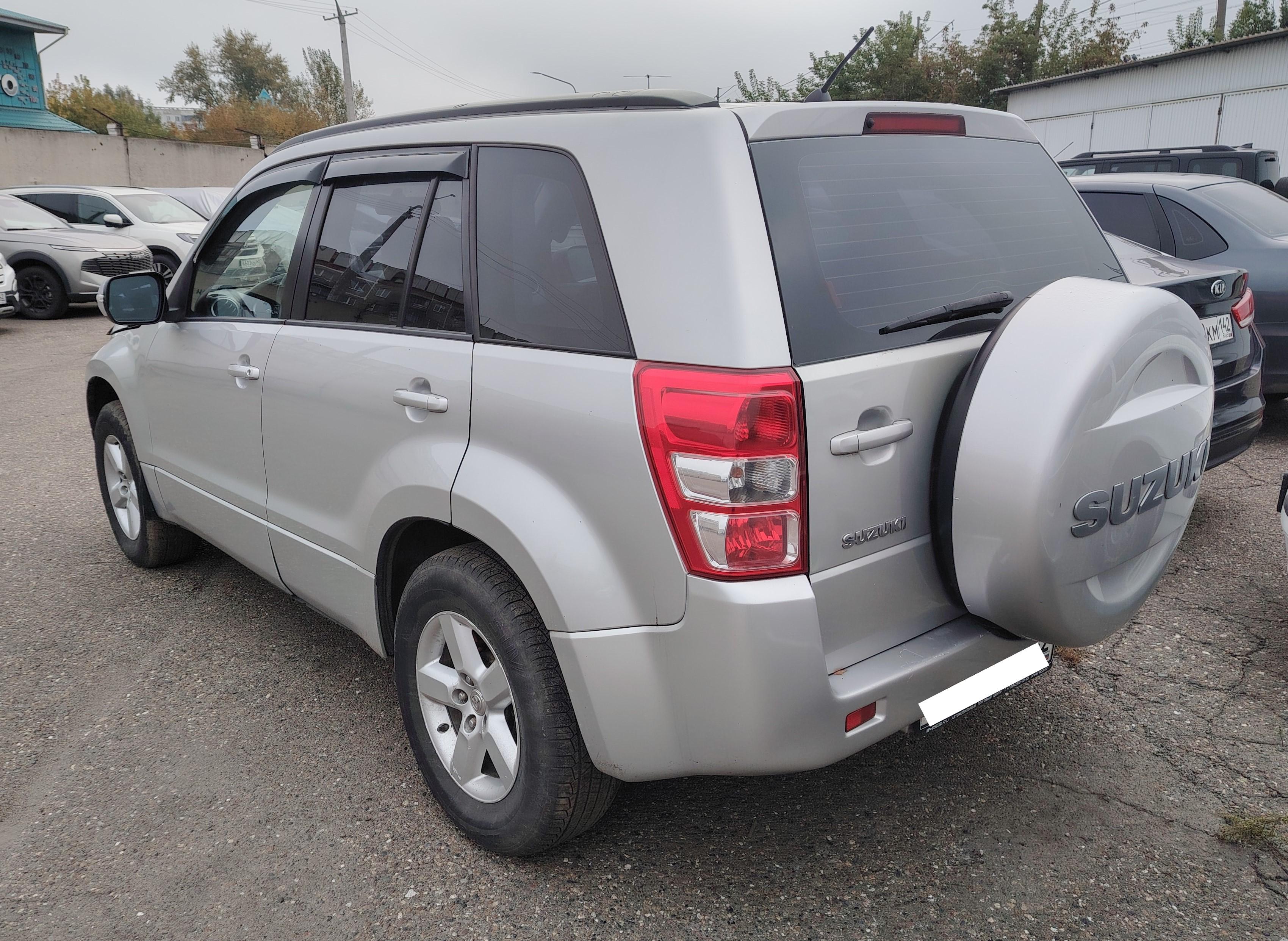 Suzuki Grand Vitara - фото 3