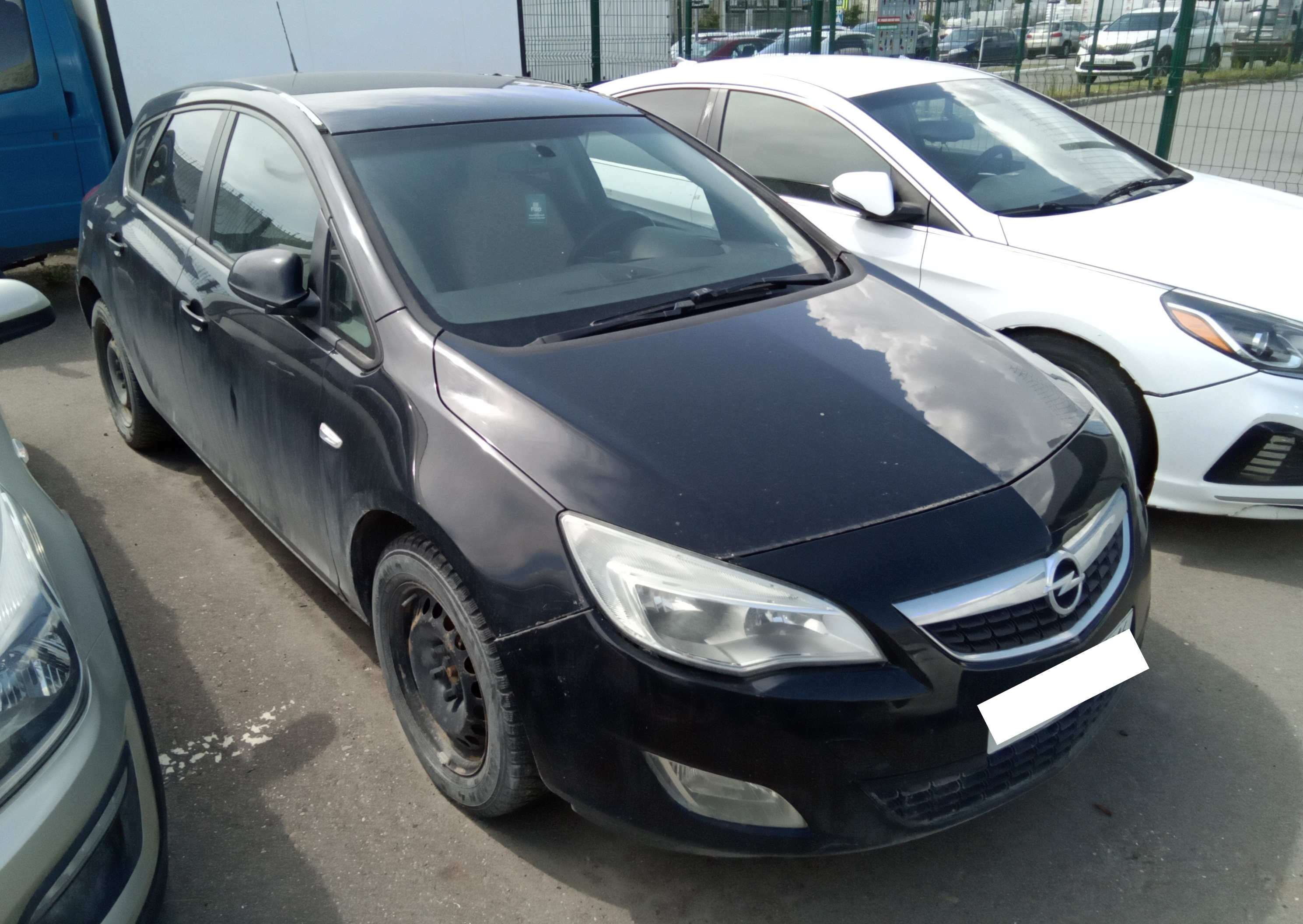 Opel Astra - фото 1