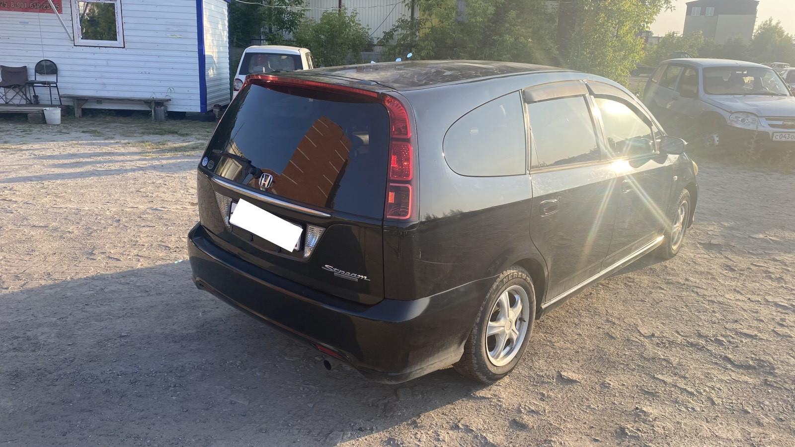 Honda Stream - фото 3