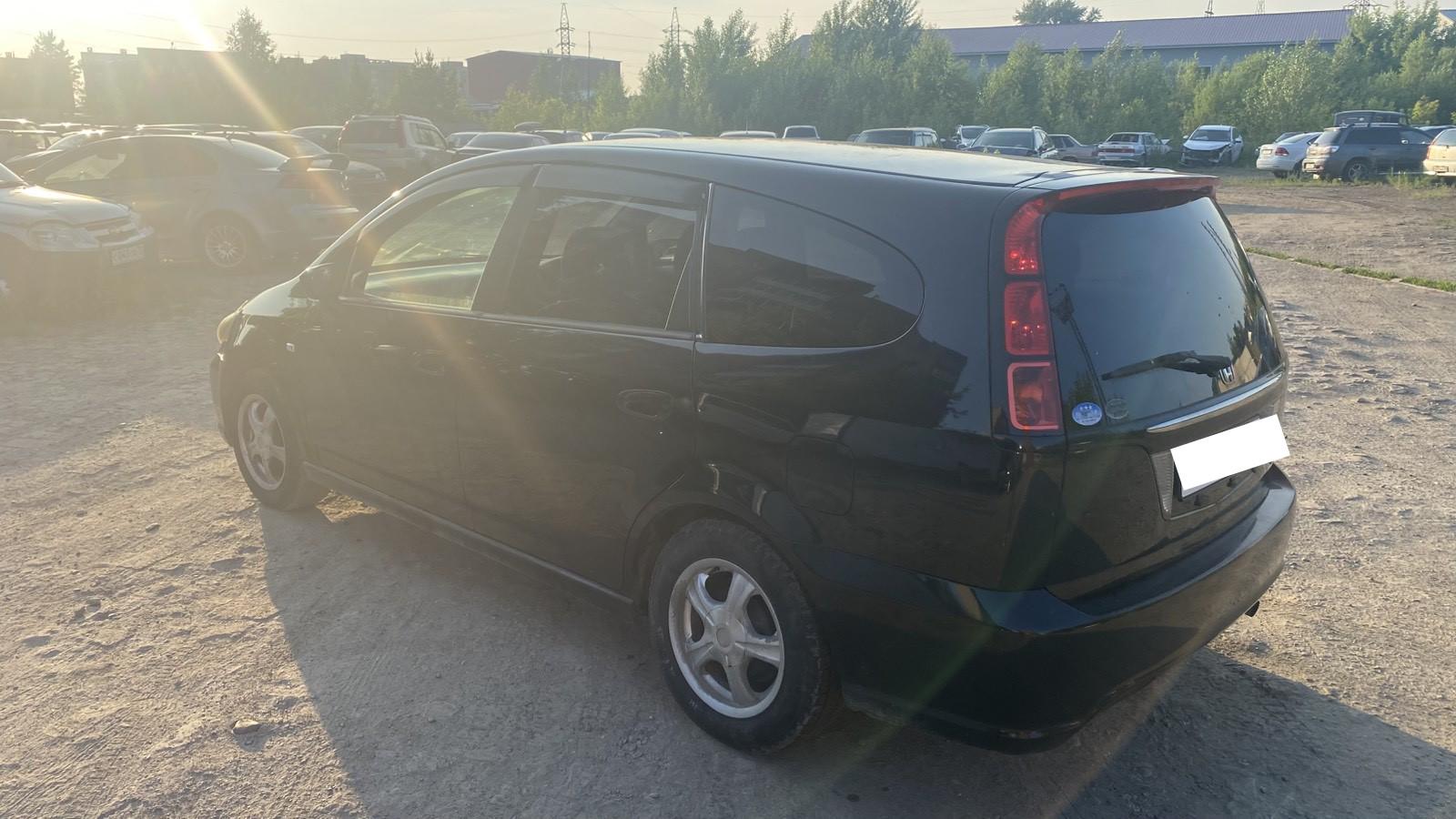 Honda Stream - фото 4