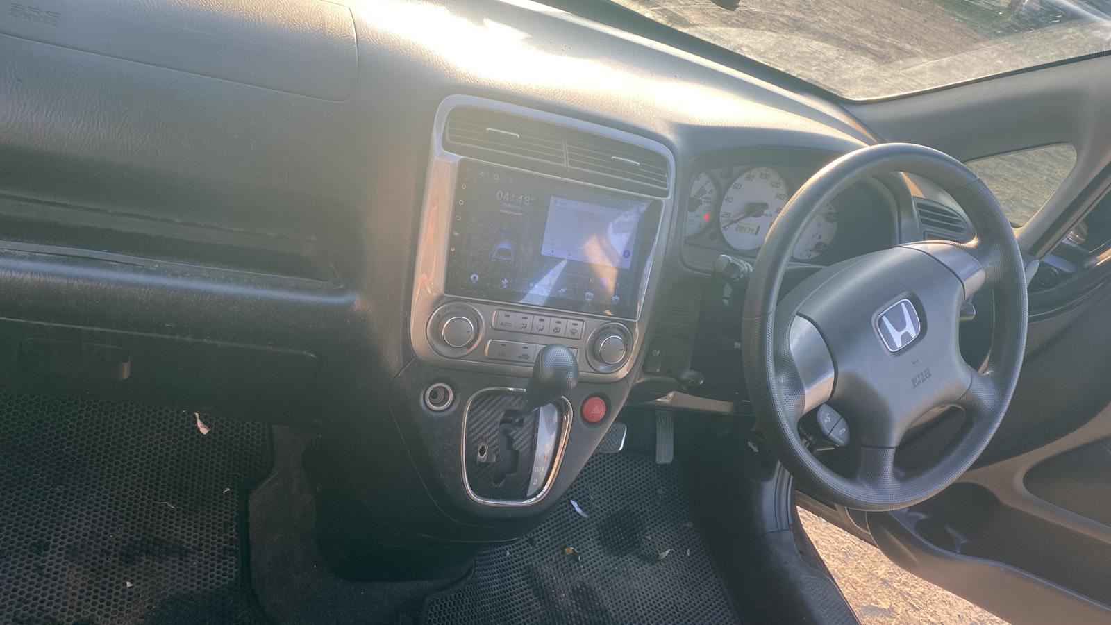 Honda Stream - фото 6