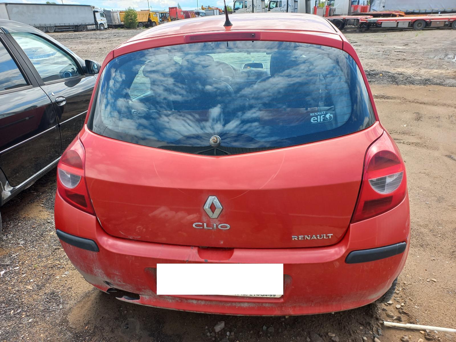 Renault Clio - фото 3