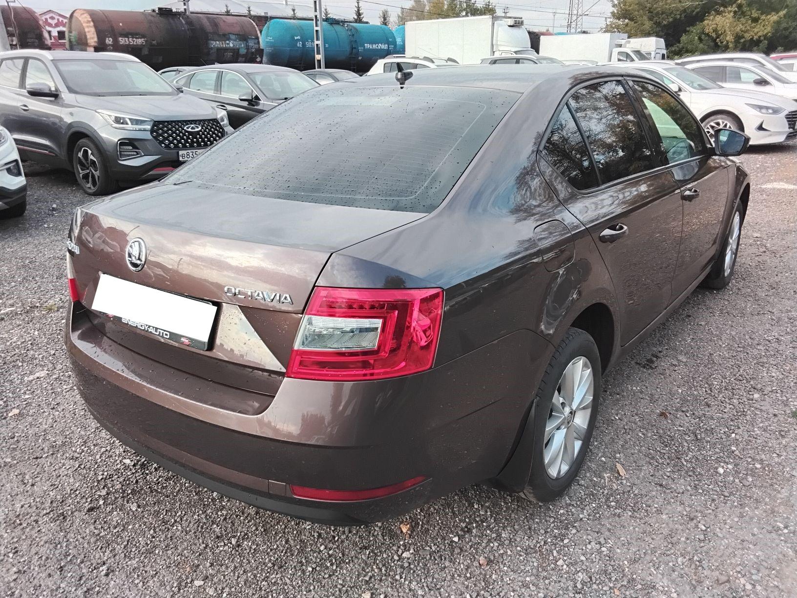 Skoda Octavia - фото 6