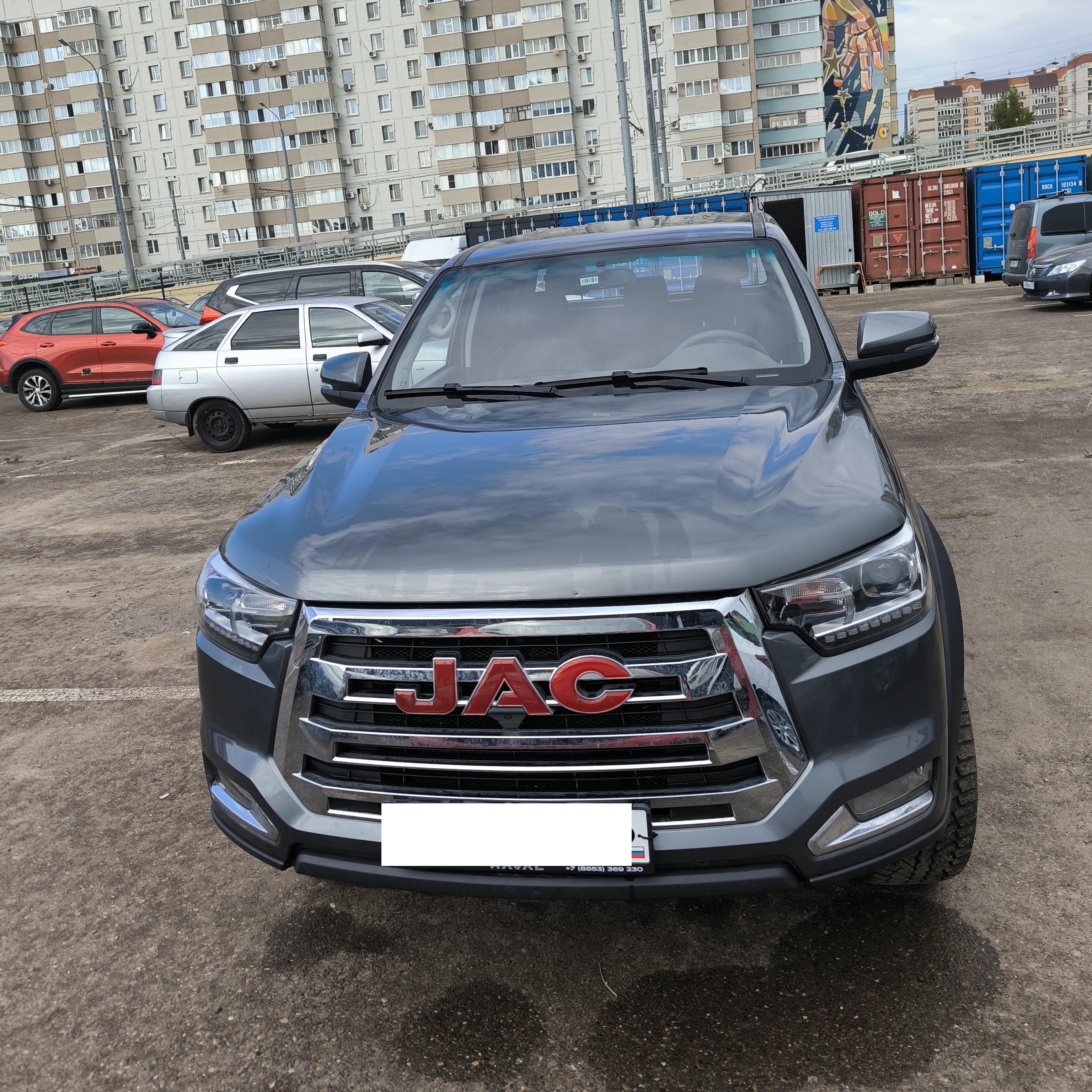 Jac T8 - фото 1