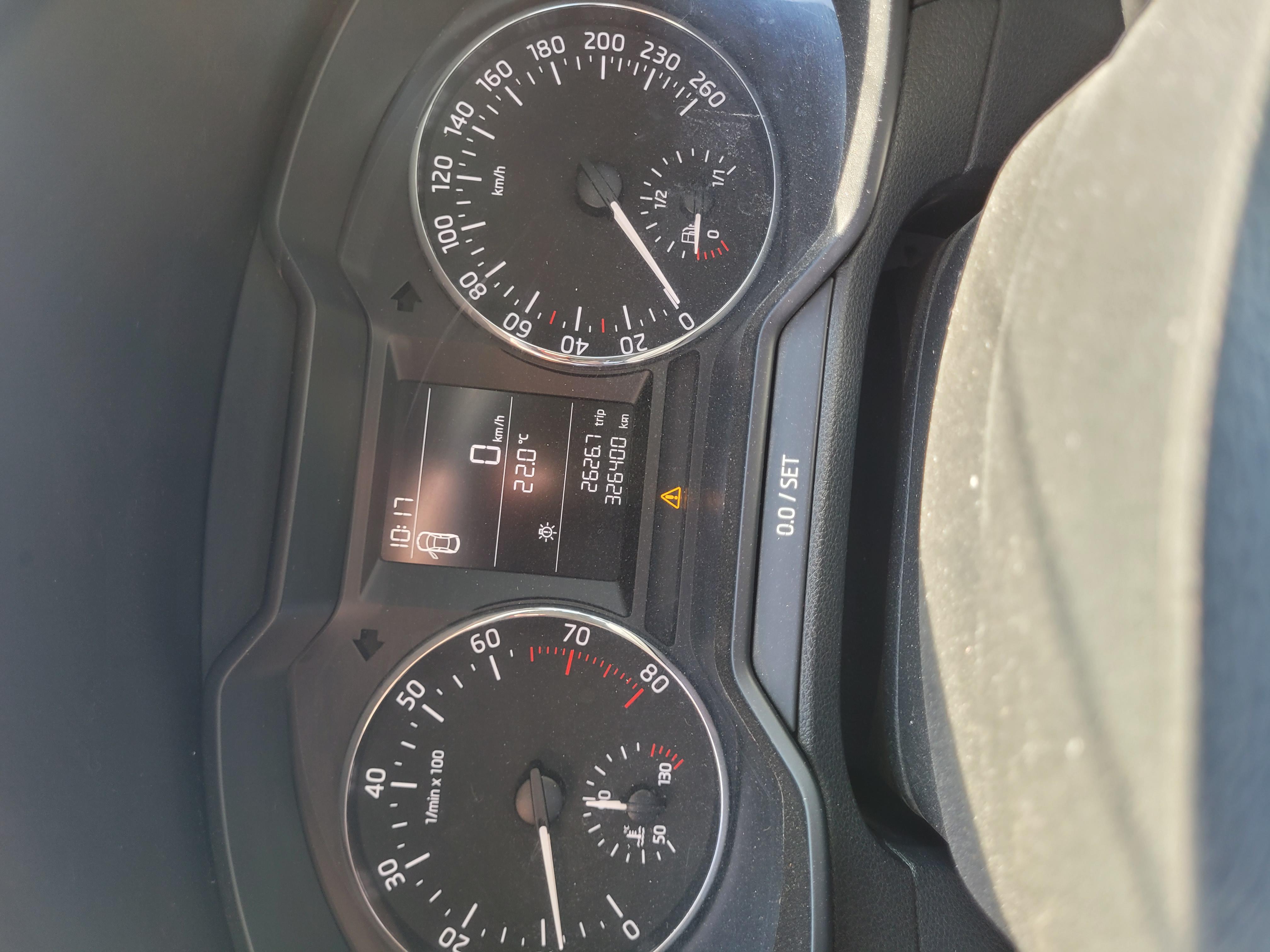 Skoda Octavia - фото 4