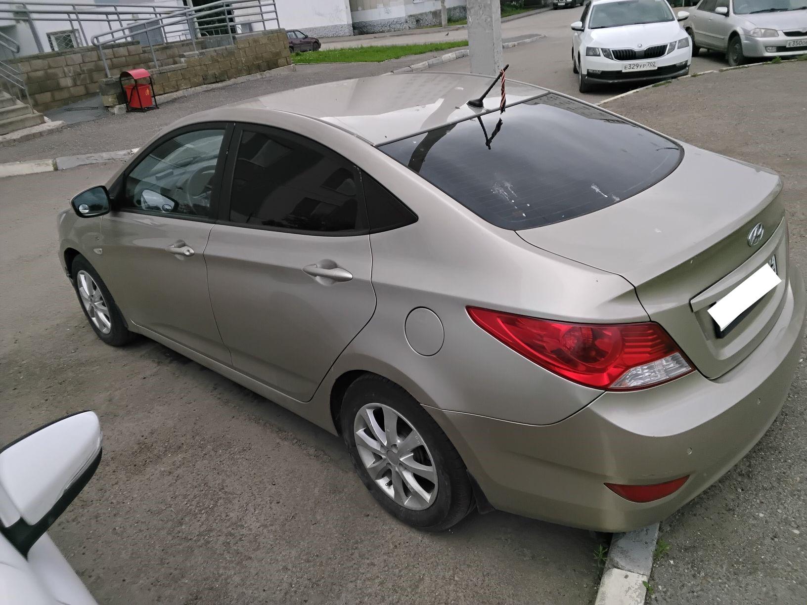 Hyundai Solaris - фото 3