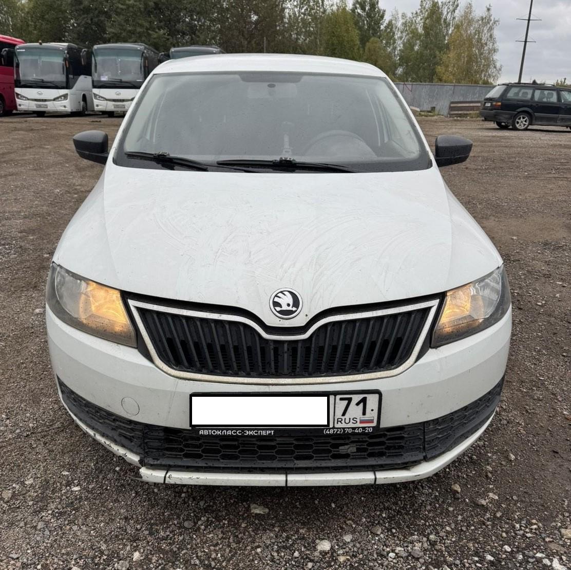 Skoda Rapid - фото 1