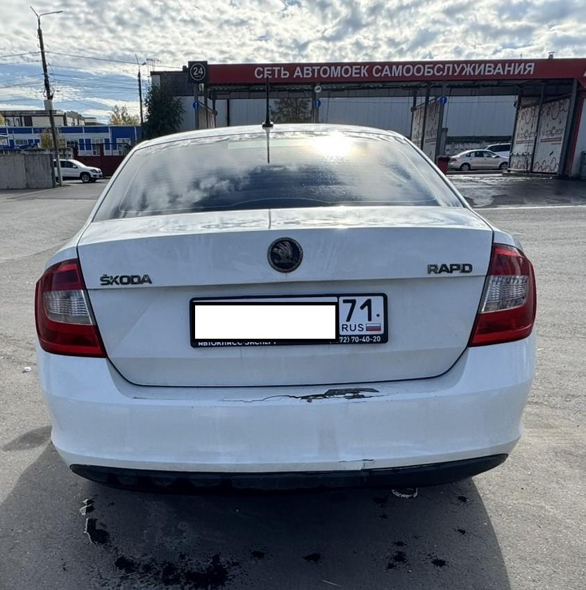 Skoda Rapid - фото 4