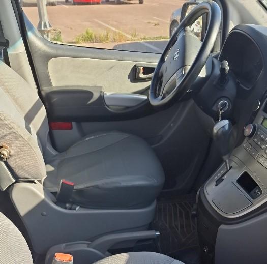 Hyundai Grand Starex - фото 6