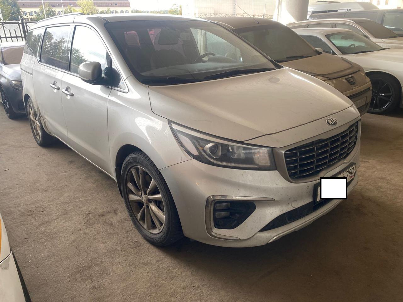 Kia Carnival - фото 2