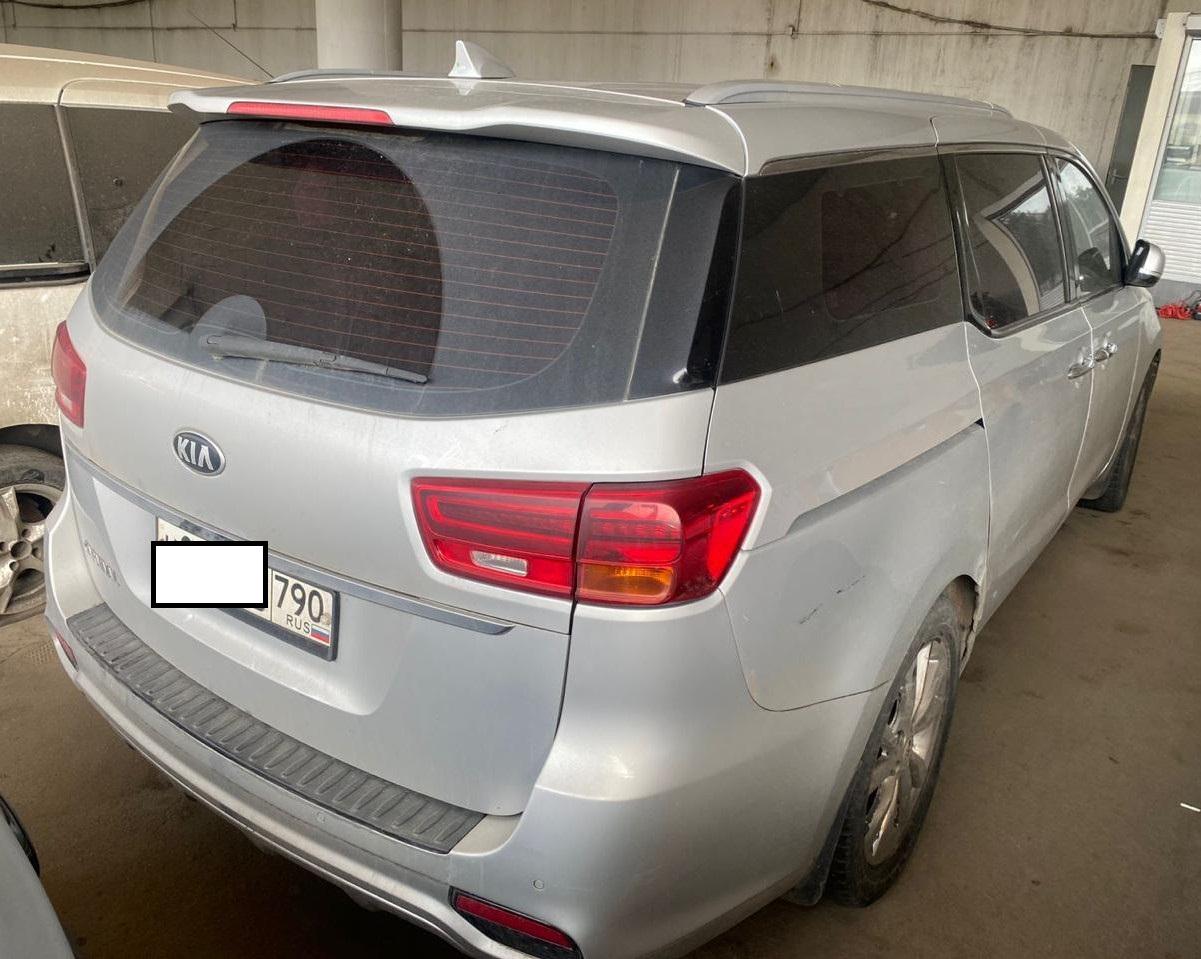 Kia Carnival - фото 5