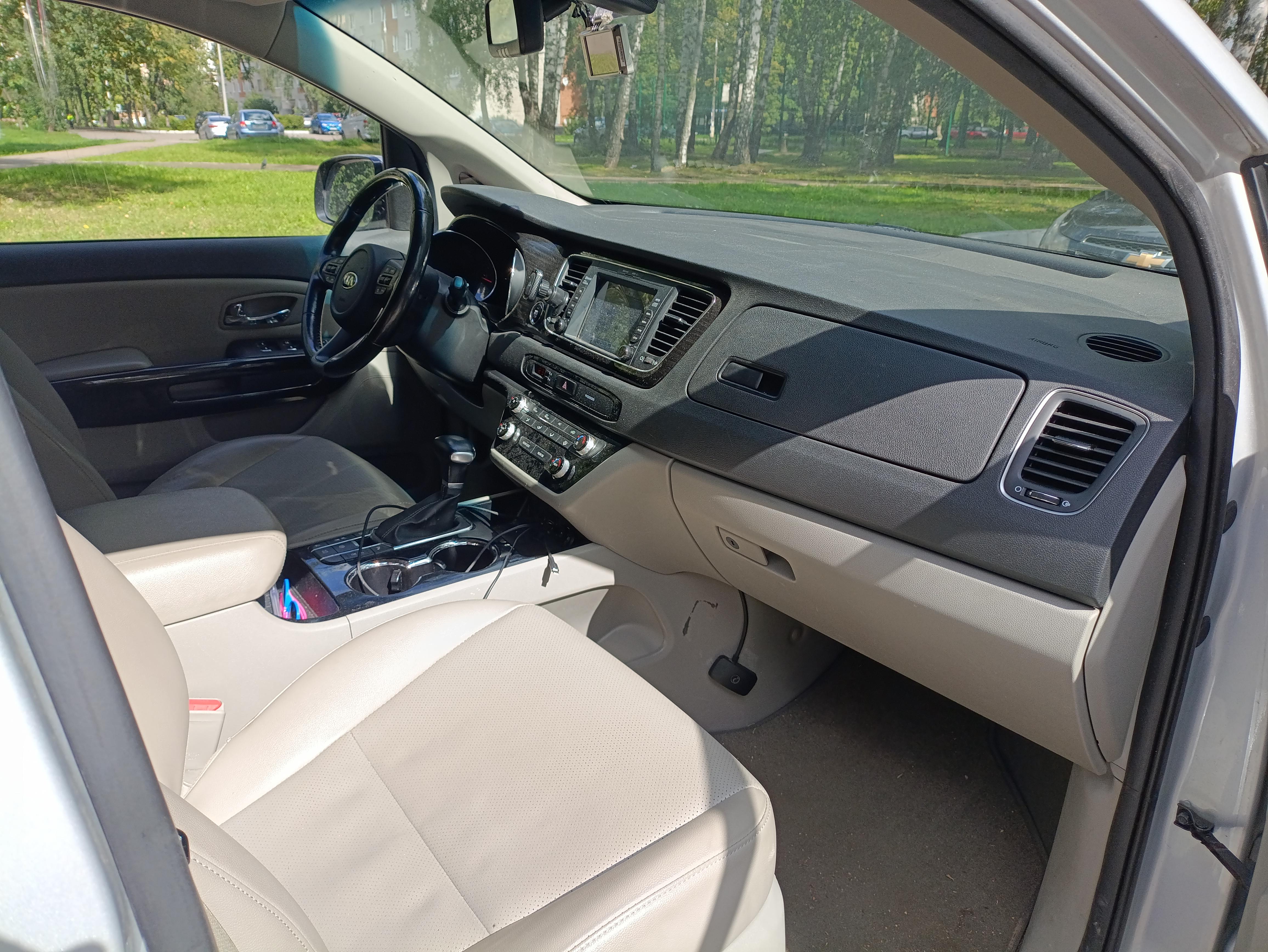 Kia Carnival - фото 7