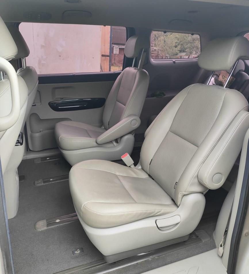 Kia Carnival - фото 9