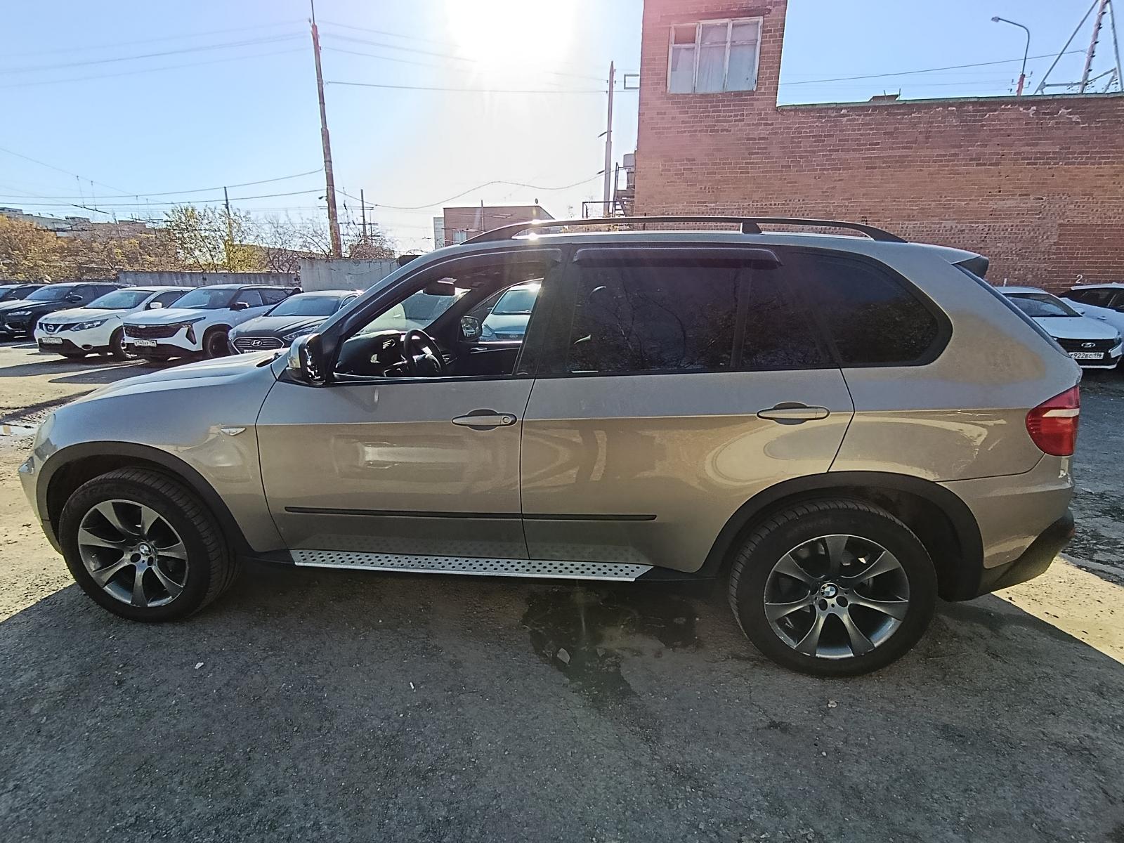 Bmw X5 - фото 5