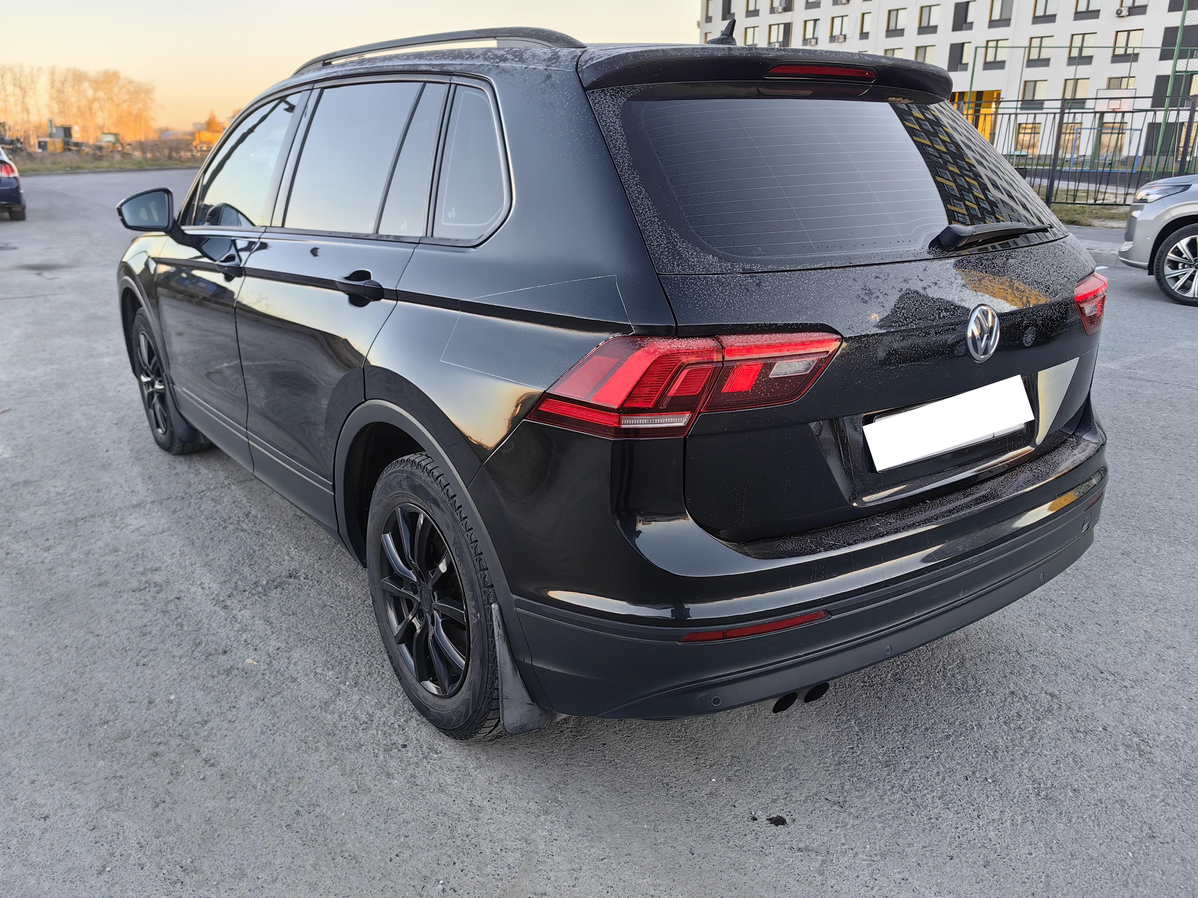 Volkswagen Tiguan - фото 5