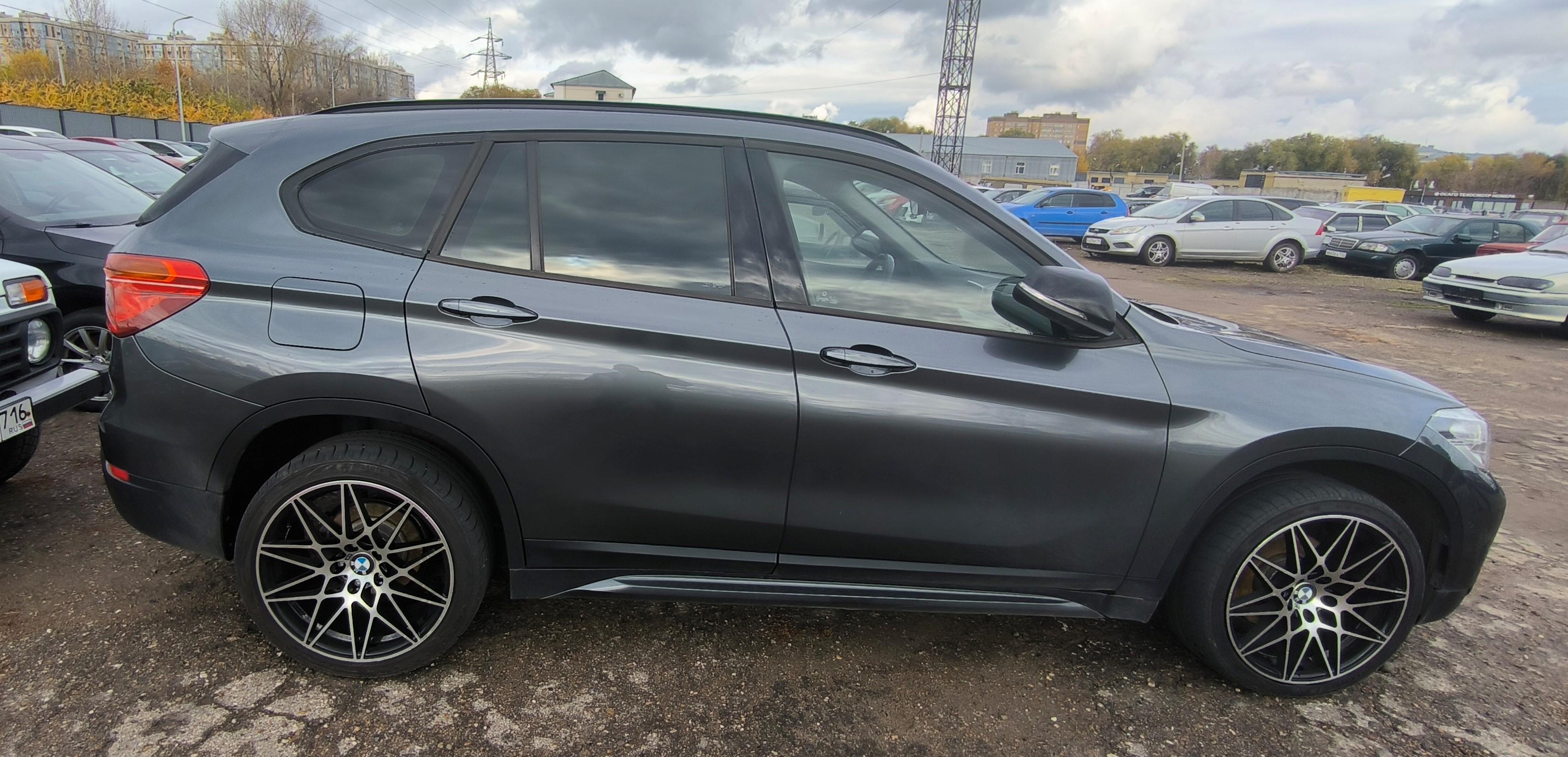 Bmw X1 - фото 2