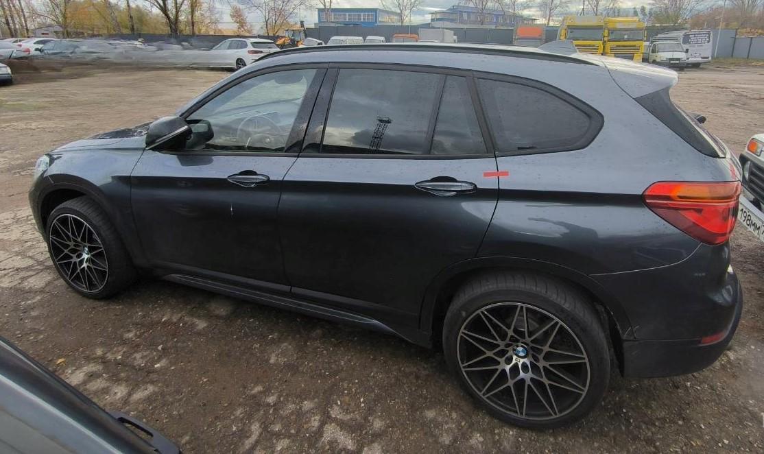 Bmw X1 - фото 3