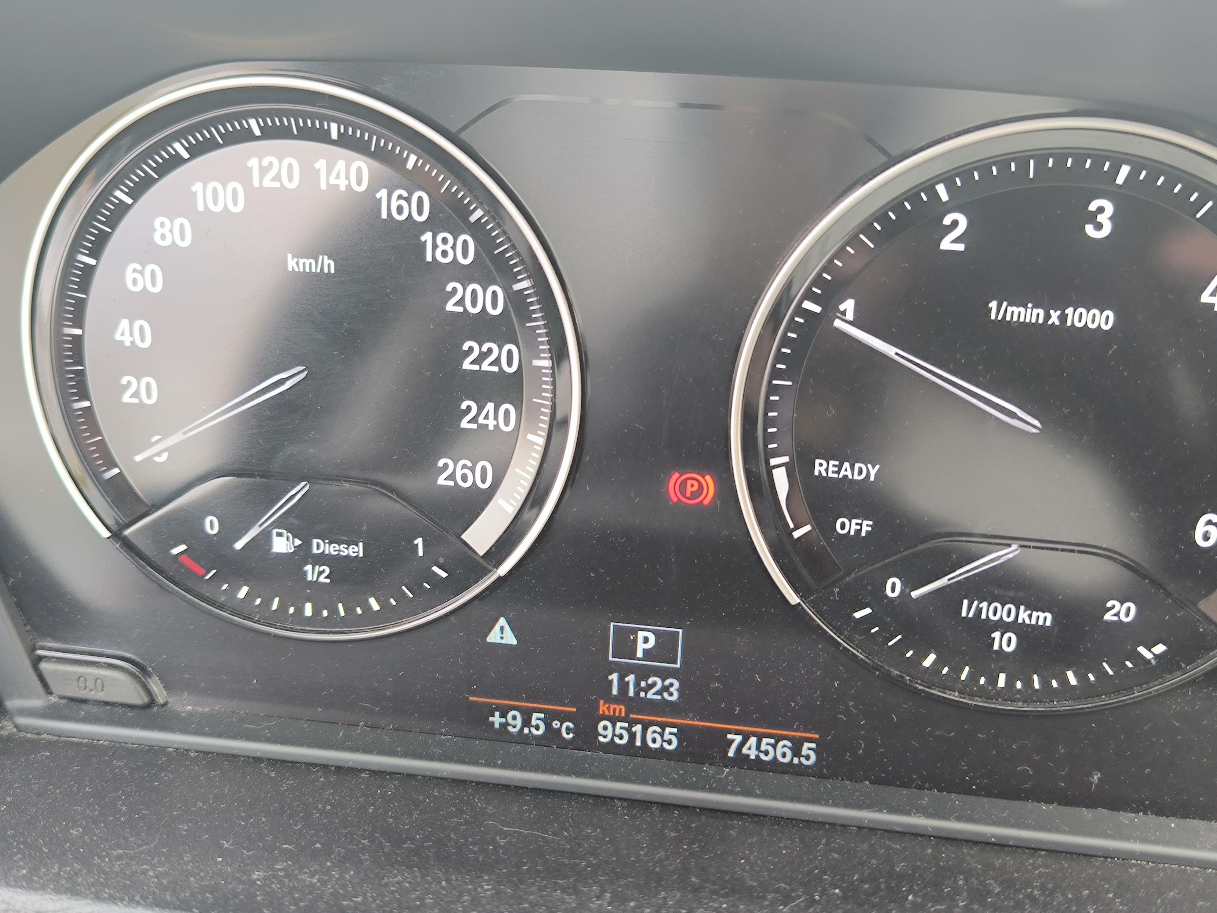 Bmw X1 - фото 6