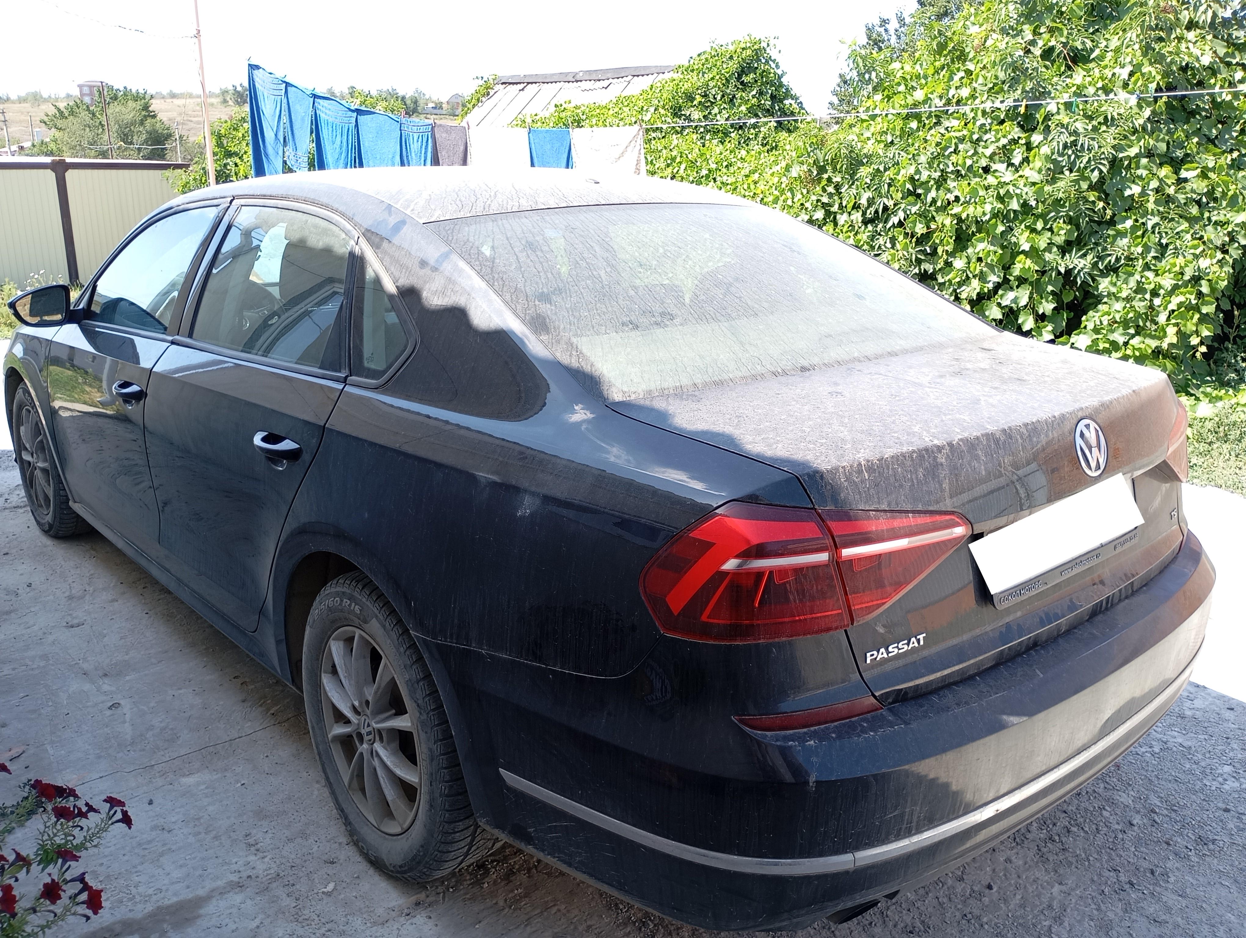 Volkswagen Passat - фото 4
