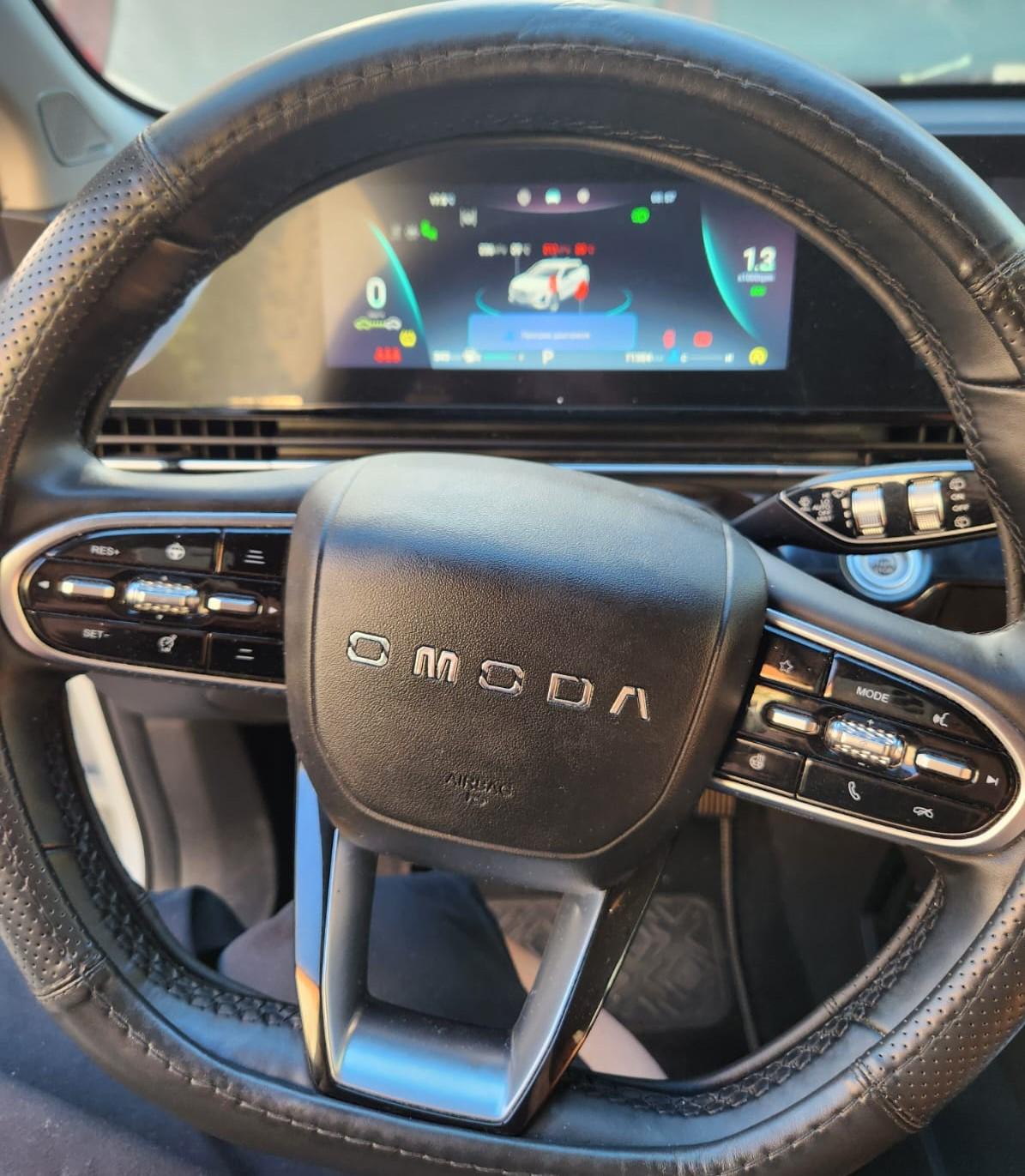 Omoda C5 - фото 6