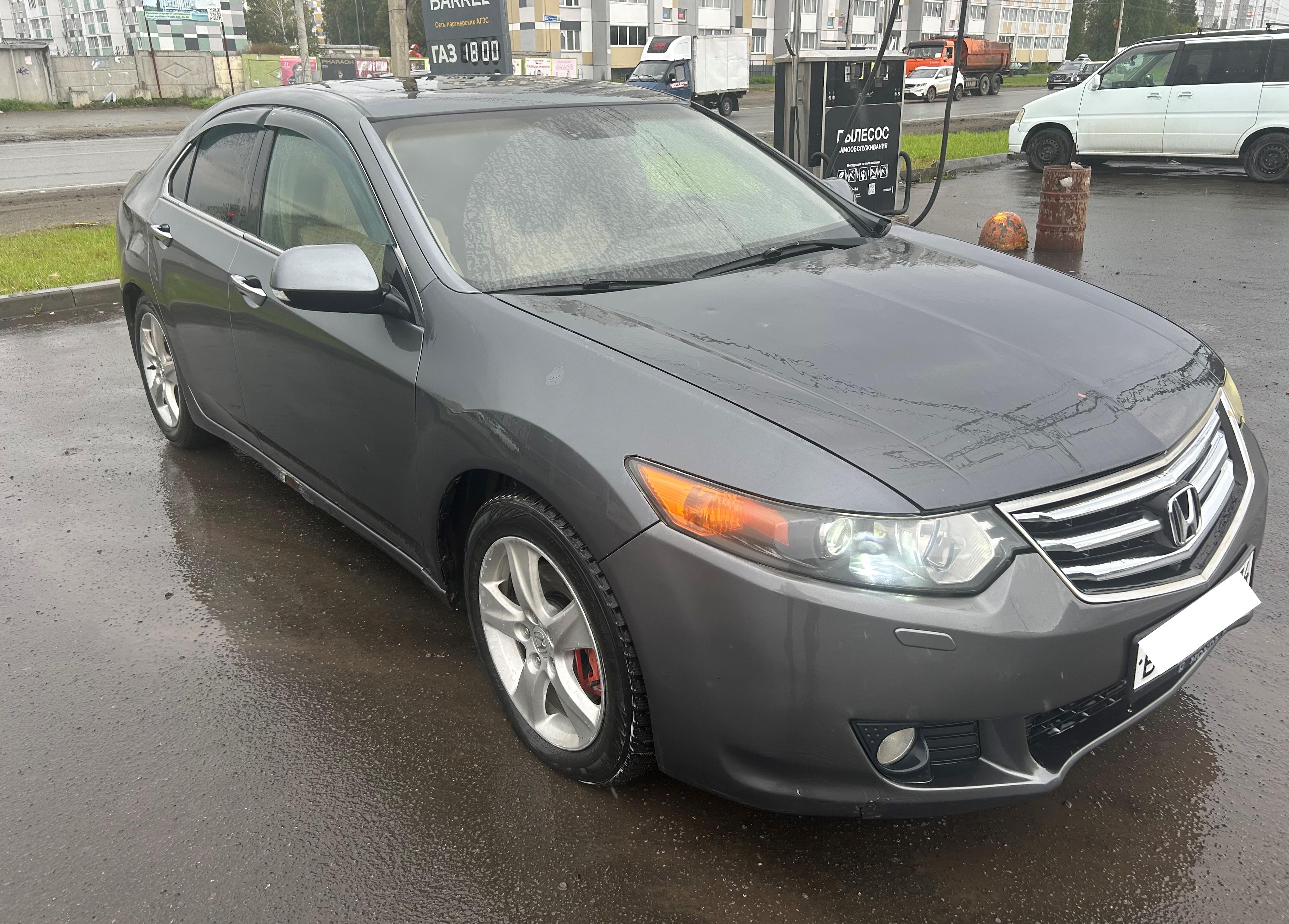 Honda Accord - фото 1