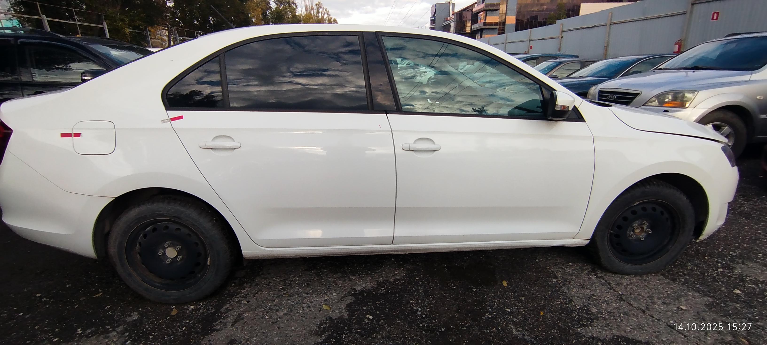Skoda Rapid - фото 3