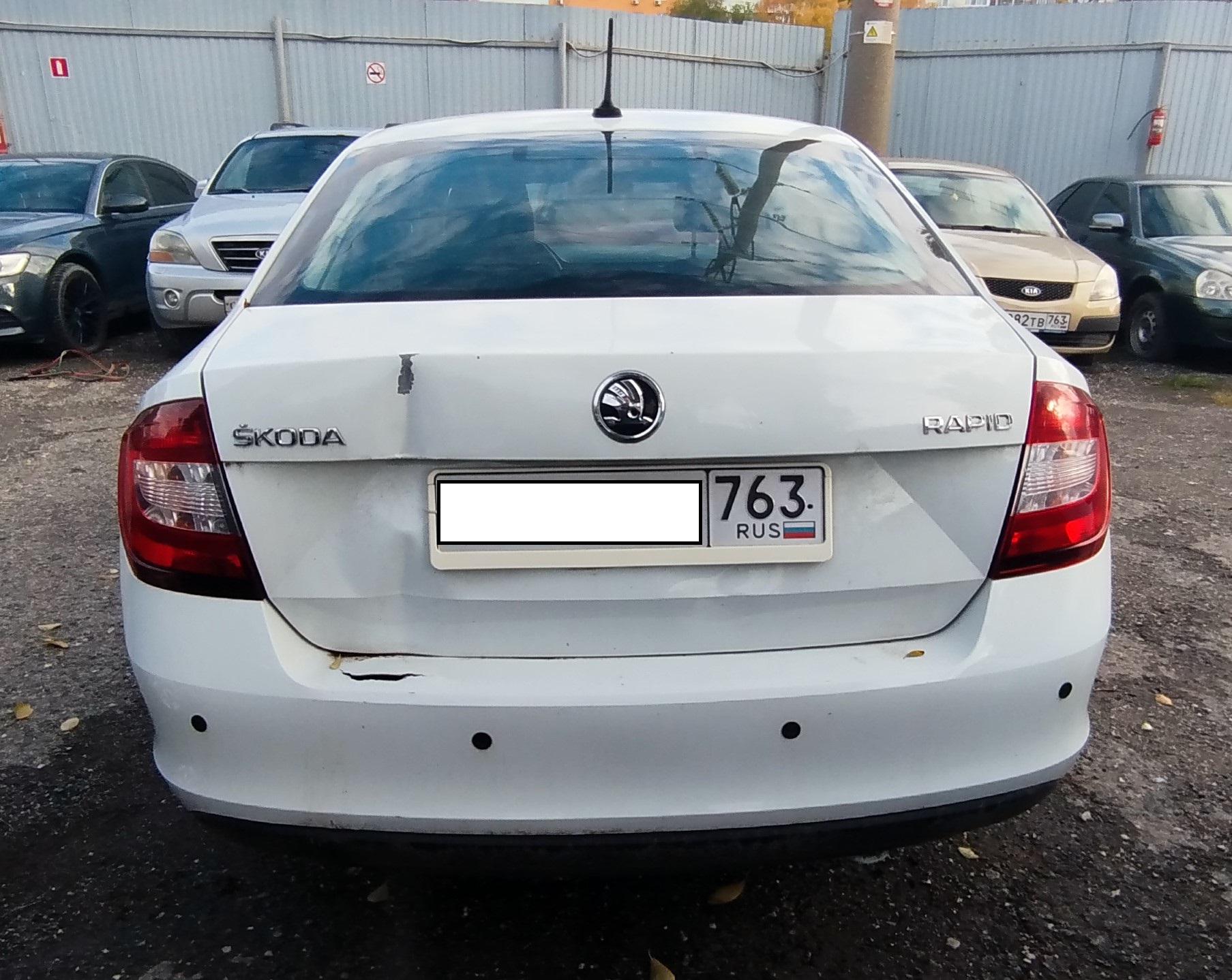 Skoda Rapid - фото 4