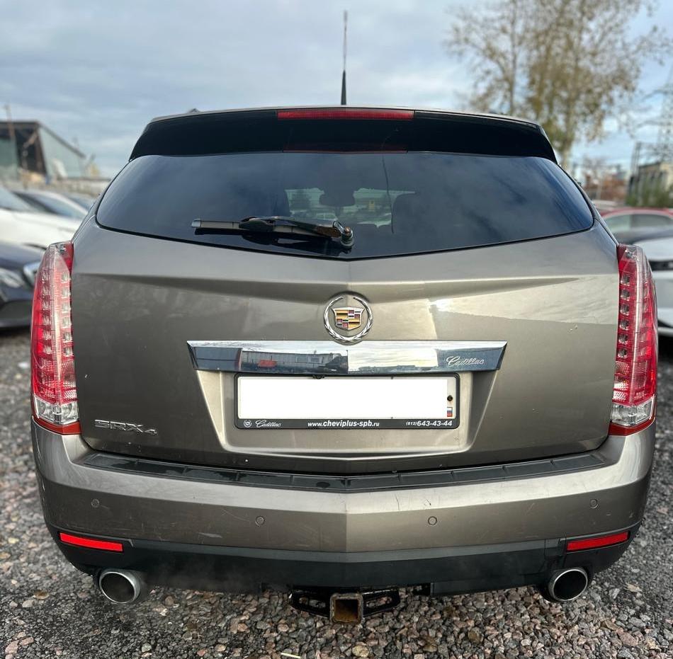 Cadillac Srx - фото 2