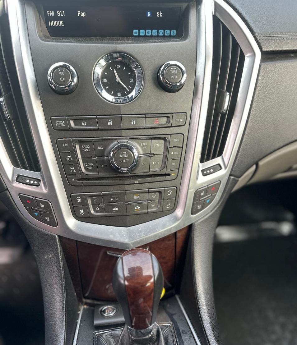 Cadillac Srx - фото 3