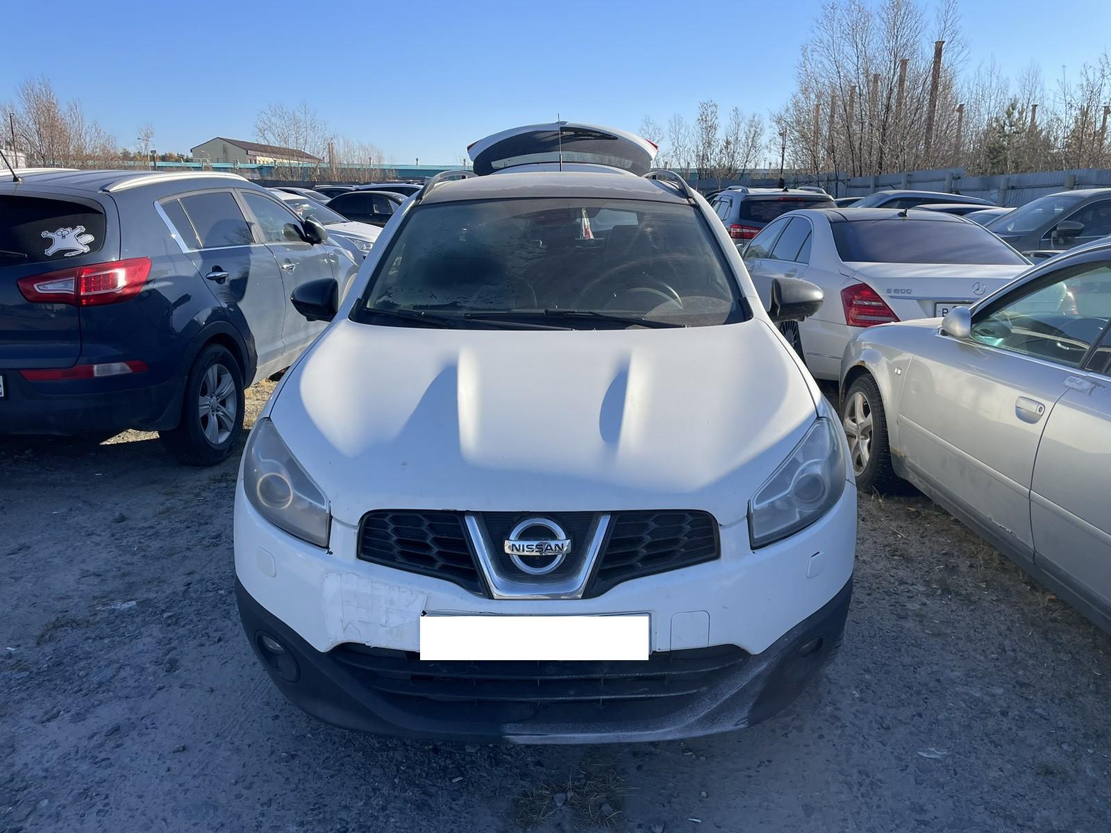 Nissan Qashqai+2 - фото 1