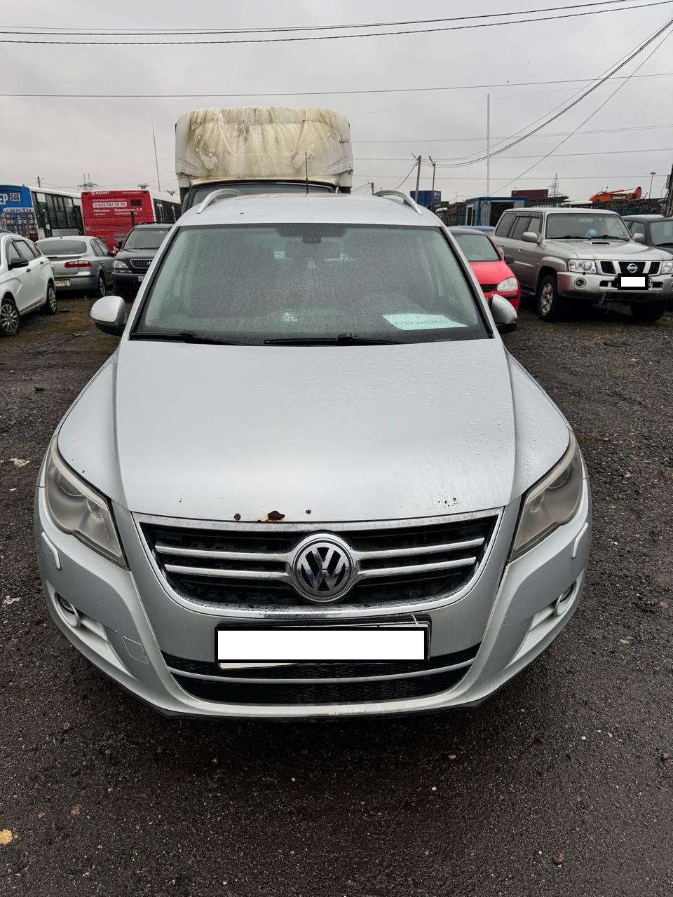 Volkswagen Tiguan - фото 1