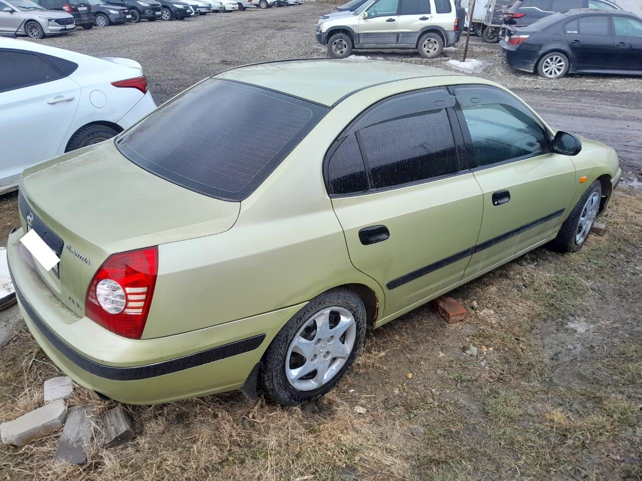 Hyundai Elantra - фото 2